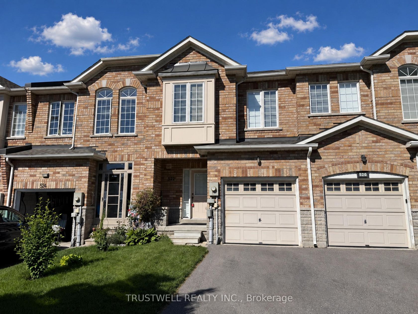 522 Ainsworth Drive, College Manor, Newmarket photo 8