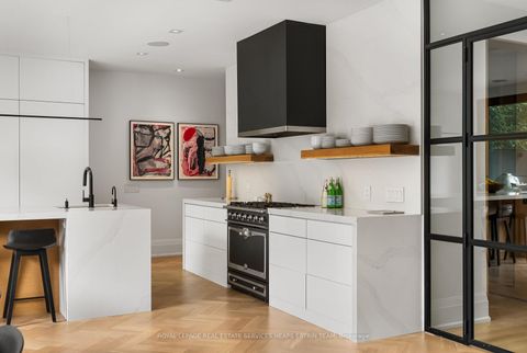 Photo 16 at 20 Whitney Avenue, Moore Park, Toronto