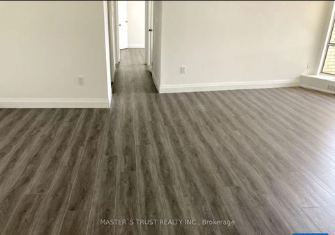 Photo 4 at 201 - 330 Dixon Road E, The Westway, Toronto