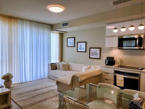 Photo 5 at 911 - 10 Deerlick Court, Donalda, Toronto