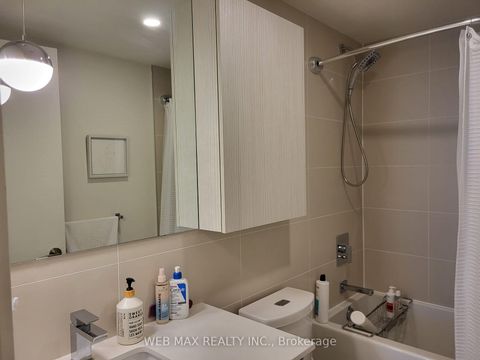 Photo 14 at 911 - 10 Deerlick Court, Donalda, Toronto
