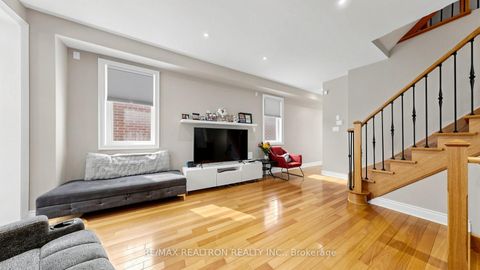 Photo 5 at 55 Bristlewood Crescent, Patterson, Vaughan