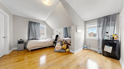 Photo 24 at 55 Bristlewood Crescent, Patterson, Vaughan