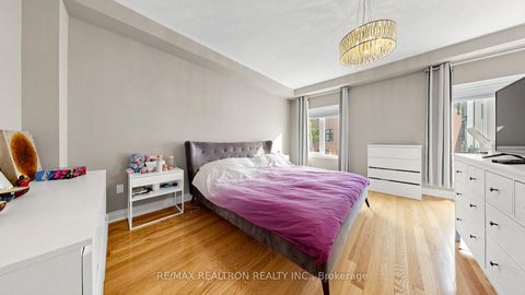 Photo 30 at 55 Bristlewood Crescent, Patterson, Vaughan
