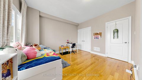 Photo 35 at 55 Bristlewood Crescent, Patterson, Vaughan