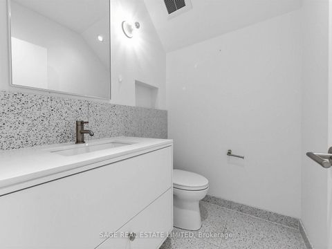 Photo 37 at 2 Addison Crescent, Don Mills, Toronto