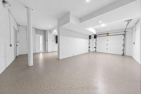 Photo 48 at 2 Addison Crescent, Don Mills, Toronto