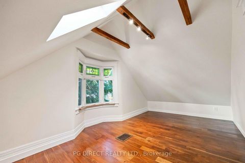 Photo 12 at 13 Evelyn Crescent, High Park North, Toronto