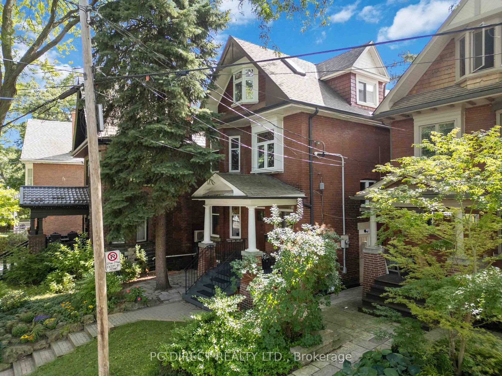 13 Evelyn Crescent, High Park North, Toronto photo 7