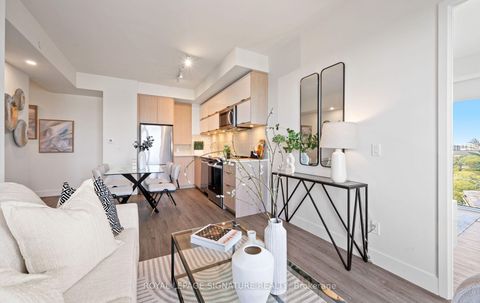 Photo 8 at 1407 - 10 Deerlick Court, Donalda, Toronto