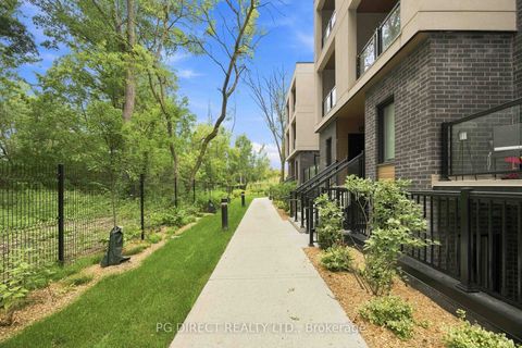 Photo 6 at 15 - 172 Clonmore Drive, Cliffside, Toronto