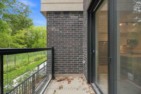 Photo 15 at 15 - 172 Clonmore Drive, Cliffside, Toronto