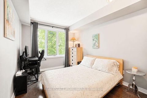 Photo 11 at 304 - 1941 Queen Street E, The Beaches, Toronto