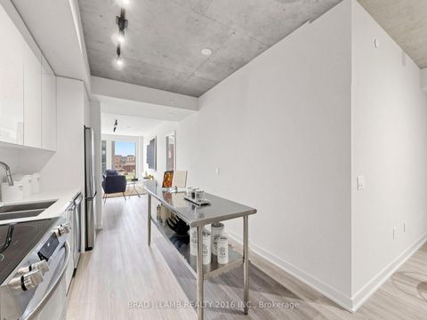 Photo 11 at 404 - 284 King Street E, Moss Park, Toronto