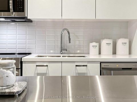 Photo 15 at 404 - 284 King Street E, Moss Park, Toronto