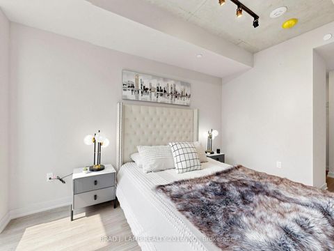 Photo 26 at 404 - 284 King Street E, Moss Park, Toronto