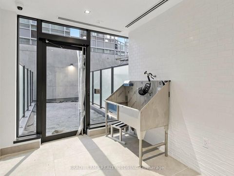 Photo 42 at 404 - 284 King Street E, Moss Park, Toronto