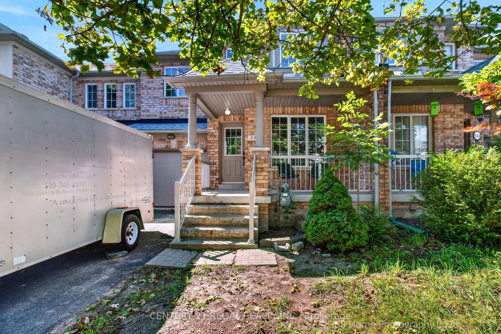352 Flagstone Way, Woodland Hill, Newmarket photo 5