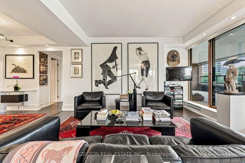 Photo 7 at 605 - 4 Lowther Avenue, Annex, Toronto