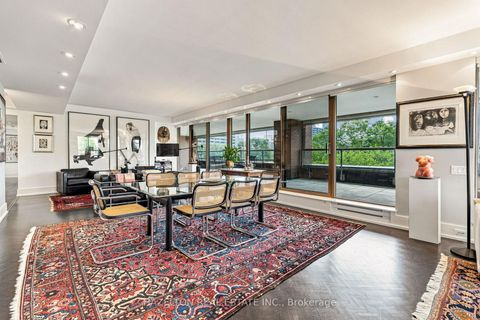 Photo 10 at 605 - 4 Lowther Avenue, Annex, Toronto
