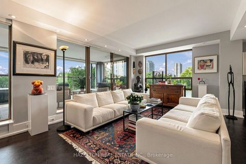 Photo 14 at 605 - 4 Lowther Avenue, Annex, Toronto