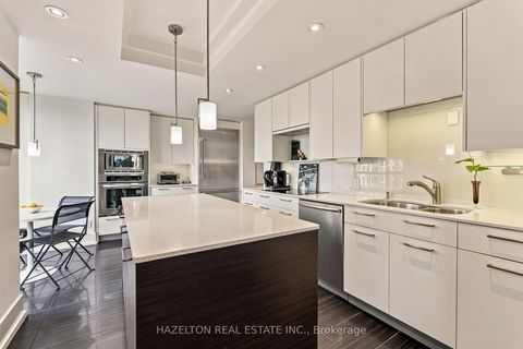 Photo 16 at 605 - 4 Lowther Avenue, Annex, Toronto