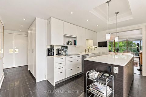 Photo 19 at 605 - 4 Lowther Avenue, Annex, Toronto