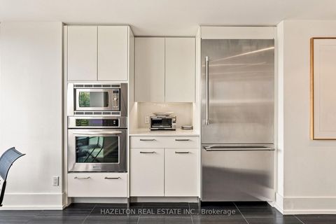 Photo 24 at 605 - 4 Lowther Avenue, Annex, Toronto