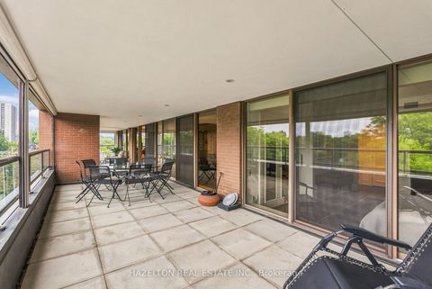 Photo 47 at 605 - 4 Lowther Avenue, Annex, Toronto