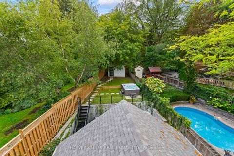 Photo 38 at 75 Lawrence Crescent, Lawrence Park South, Toronto