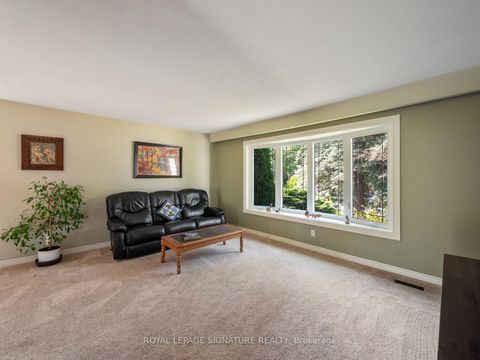 Photo 6 at 9 Birch Court, Aurora Village, Aurora