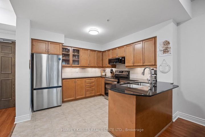 Photo 9 at 212 - 12 Rean Drive, Bayview Village, Toronto