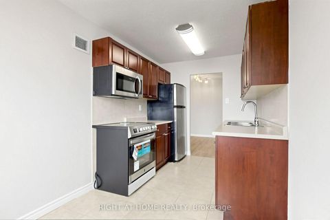 Photo 11 at 2212 - 205 Hilda Avenue, Newtonbrook West, Toronto