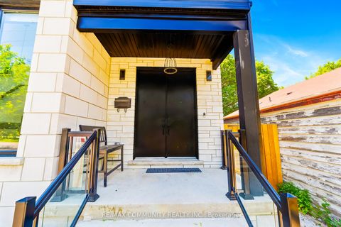 Photo 4 at 856 Kennedy Road, Ionview, Toronto