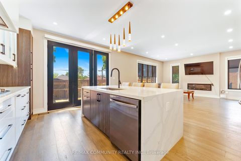 Photo 12 at 856 Kennedy Road, Ionview, Toronto