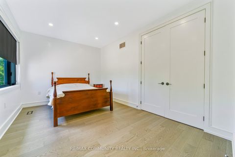 Photo 23 at 856 Kennedy Road, Ionview, Toronto