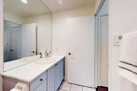 Photo 31 at Lph6 - 410 Queens Quay W, Waterfront Communities C1, Toronto