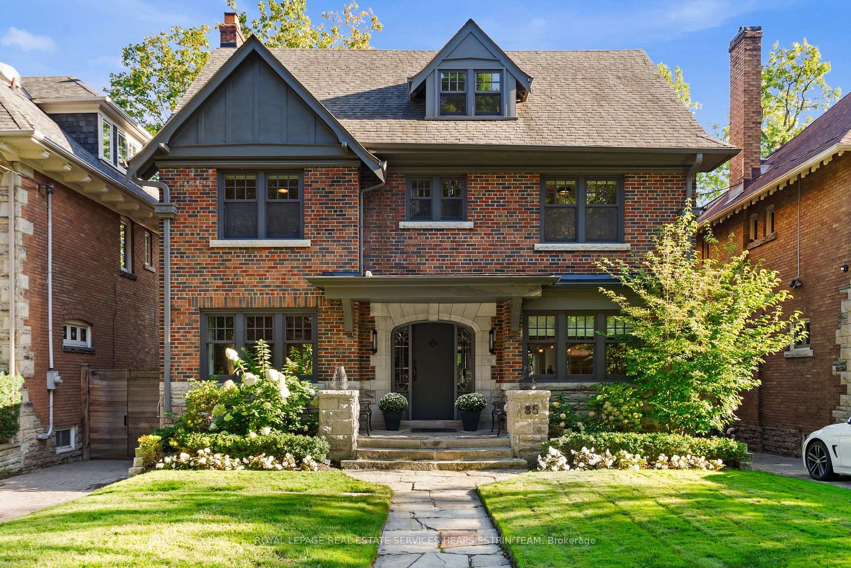 85 Douglas Drive, Moore Park, Toronto photo number 2