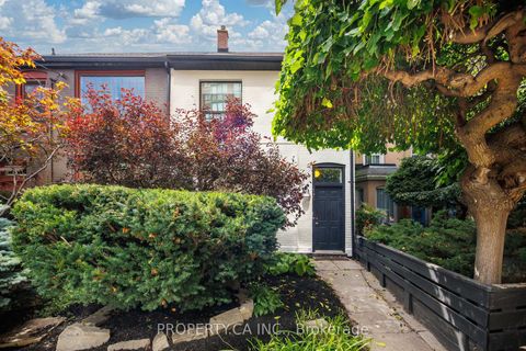 Photo 0 at 195 Niagara Street, Niagara, Toronto