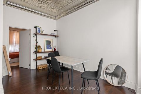 Photo 8 at 195 Niagara Street, Niagara, Toronto