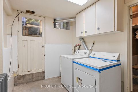 Photo 29 at 195 Niagara Street, Niagara, Toronto
