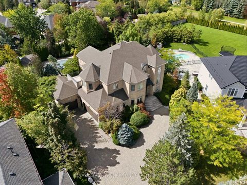 Photo 1 at 36 Northfield Court, Kleinburg, Vaughan