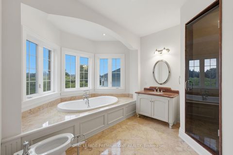 Photo 22 at 36 Northfield Court, Kleinburg, Vaughan