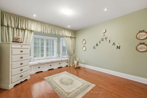 Photo 26 at 36 Northfield Court, Kleinburg, Vaughan