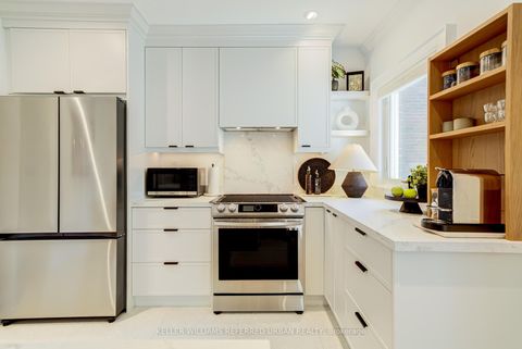Photo 14 at 2522 Lake Shore Boulevard W, Mimico, Toronto