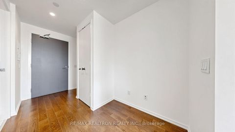 Photo 8 at #906 - 12 Bonnycastle Street, Waterfront Communities C8, Toronto