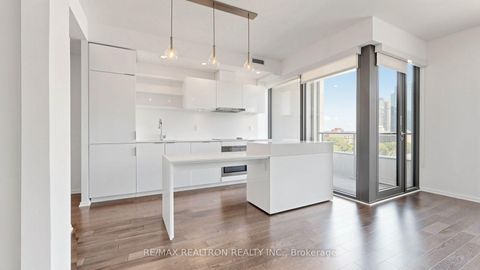 Photo 10 at #906 - 12 Bonnycastle Street, Waterfront Communities C8, Toronto