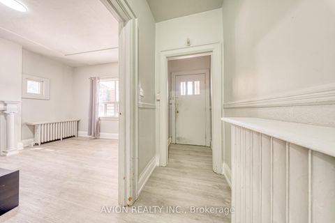 Photo 2 at 54 Ryerson Avenue, Chinatown, Toronto