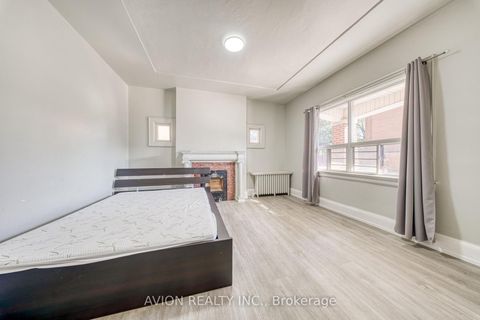 Photo 9 at 54 Ryerson Avenue, Chinatown, Toronto