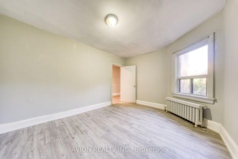Photo 21 at 54 Ryerson Avenue, Chinatown, Toronto